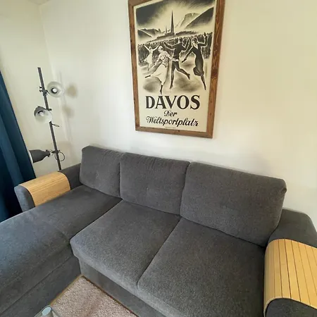 Haus Albertihof: 3-zimmer-wohnung An Top-lage In Davos-platz Appartamento *