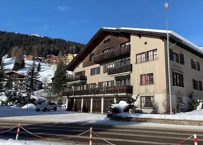 Haus Albertihof: 3-zimmer-wohnung An Top-lage In Davos-platz Lägenhet *