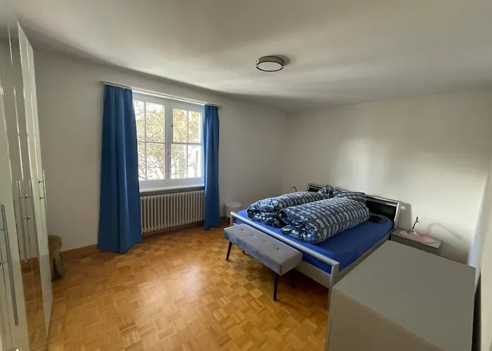 Haus Albertihof: 3-zimmer-wohnung An Top-lage In Davos-platz Lägenhet